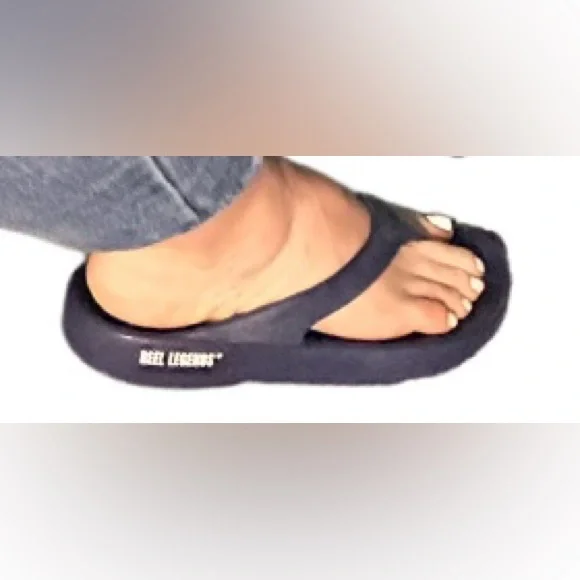 🐟 REEL LEGENDS! LIKE NEW SLIDE! NAVY UNISEX!! STRONG, DURABLE, COMFY! - Picture 3 of 15